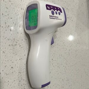 Medical Infrared Forehead Thermometer